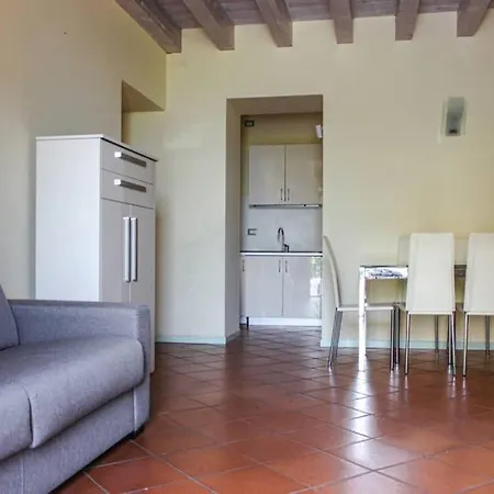 Malvezzi's Square 37 Appartement Desenzano del Garda